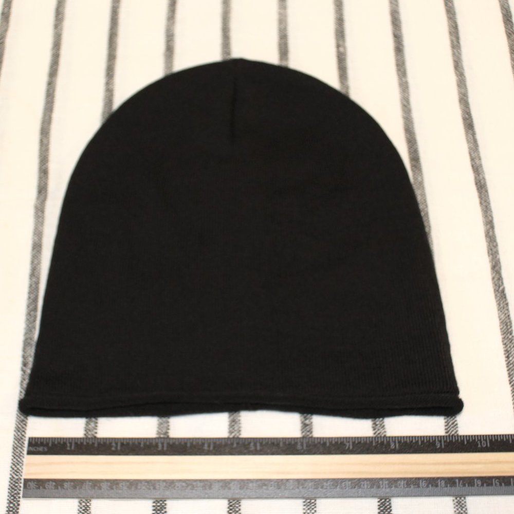 NEW Men's Black Knit Beanie Skull Cap - Picture 2 of 2